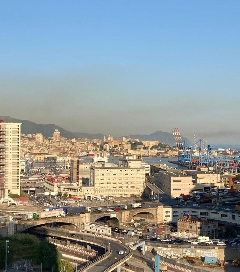 Apartmán La Finestra Sul Porto Janov Exteriér fotografie