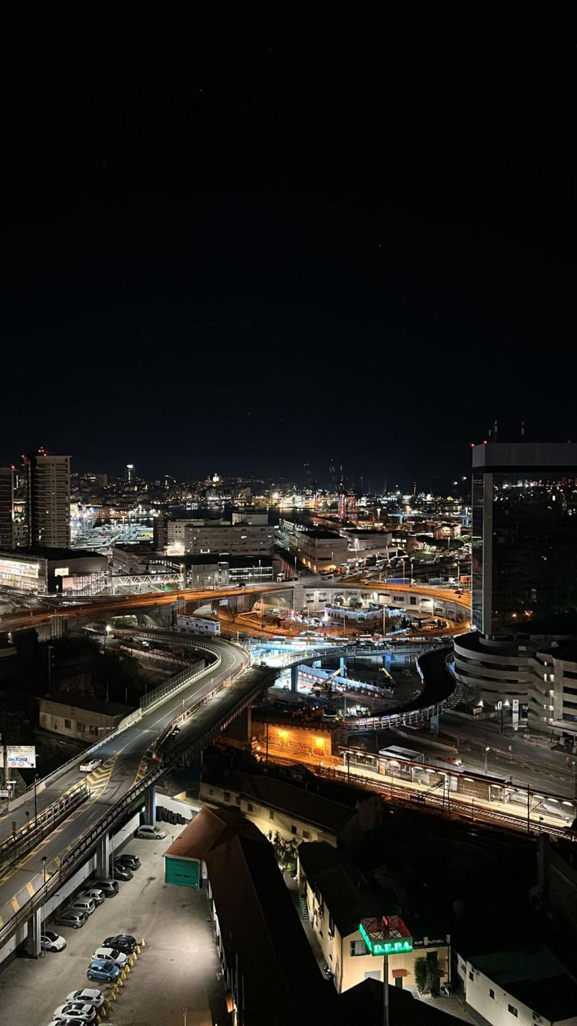 Apartmán La Finestra Sul Porto Janov Exteriér fotografie